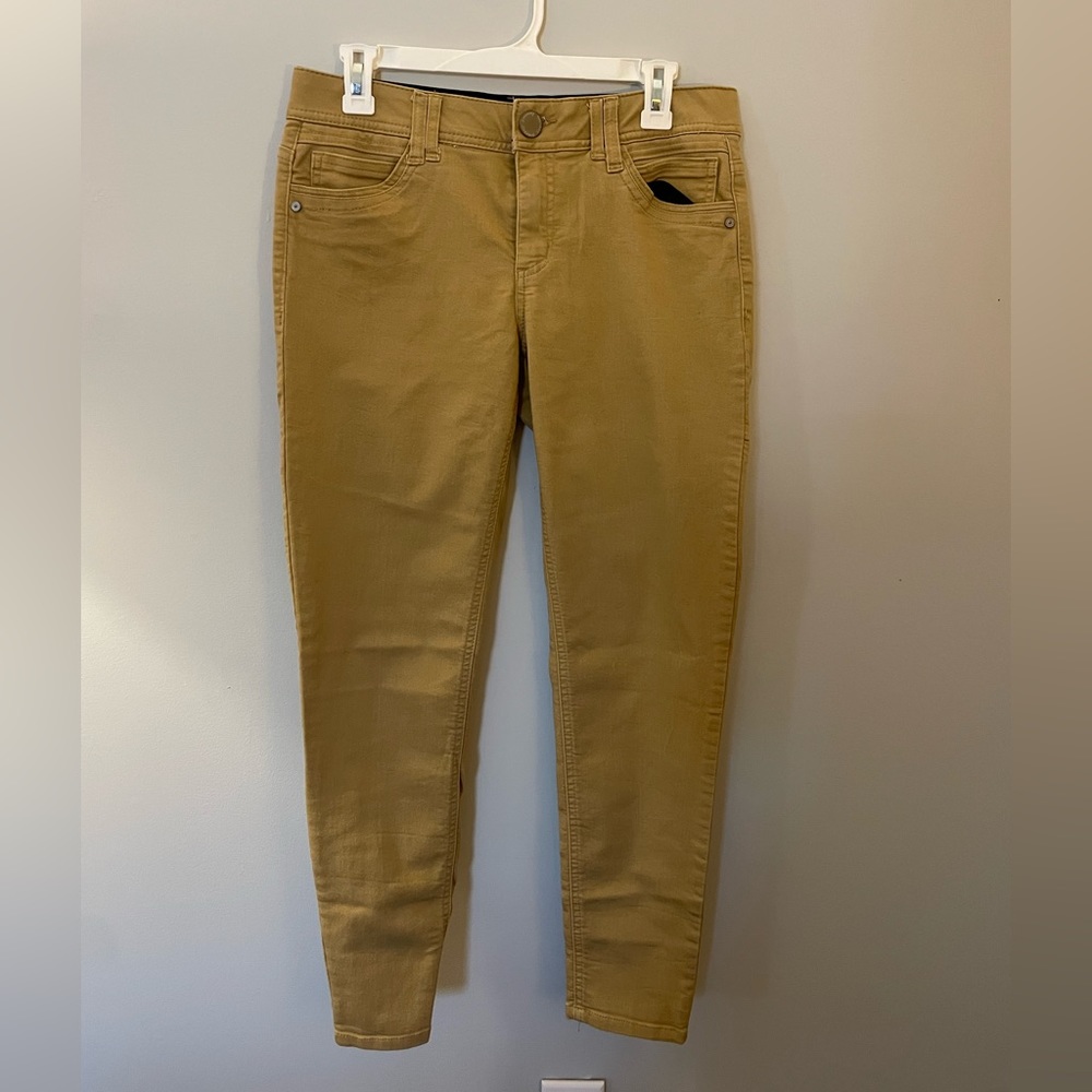 Tan skinny jeans